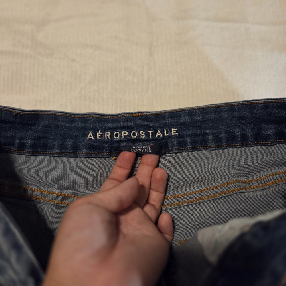Aeropostale Women's Distressed Blue Jean Shorts - Picture 3 of 4